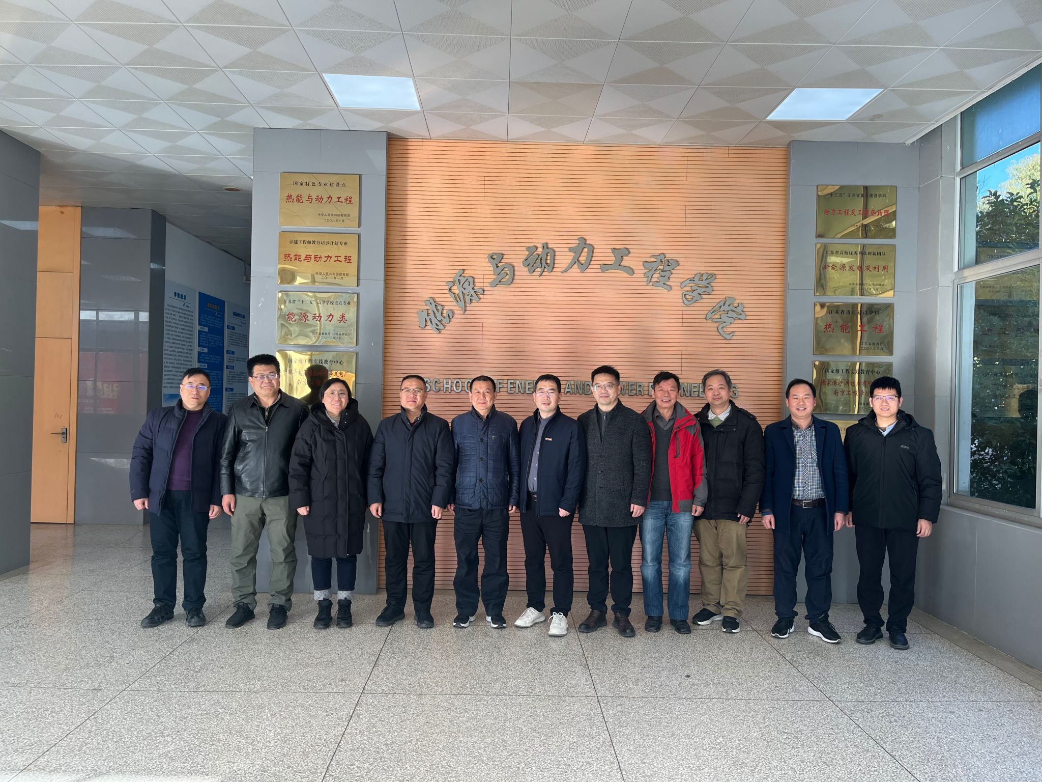 徐州工业大学(徐州工业大学是几本)